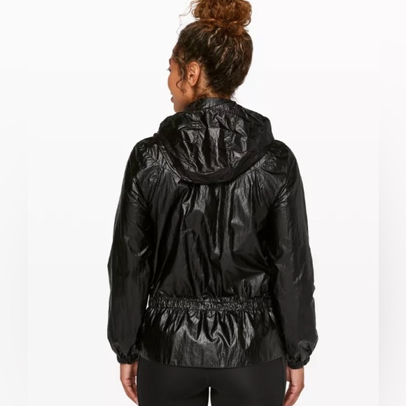 Lululemon Stronger As One Jacket size M - Picture 2 of 6